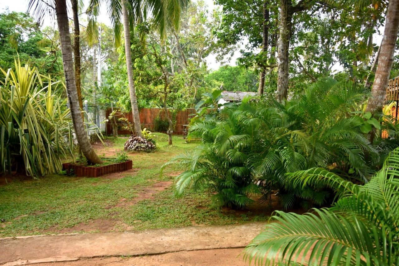 S P City Resort Anuradhapura Exterior foto